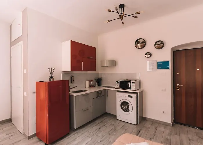 Charmelise La Spezia